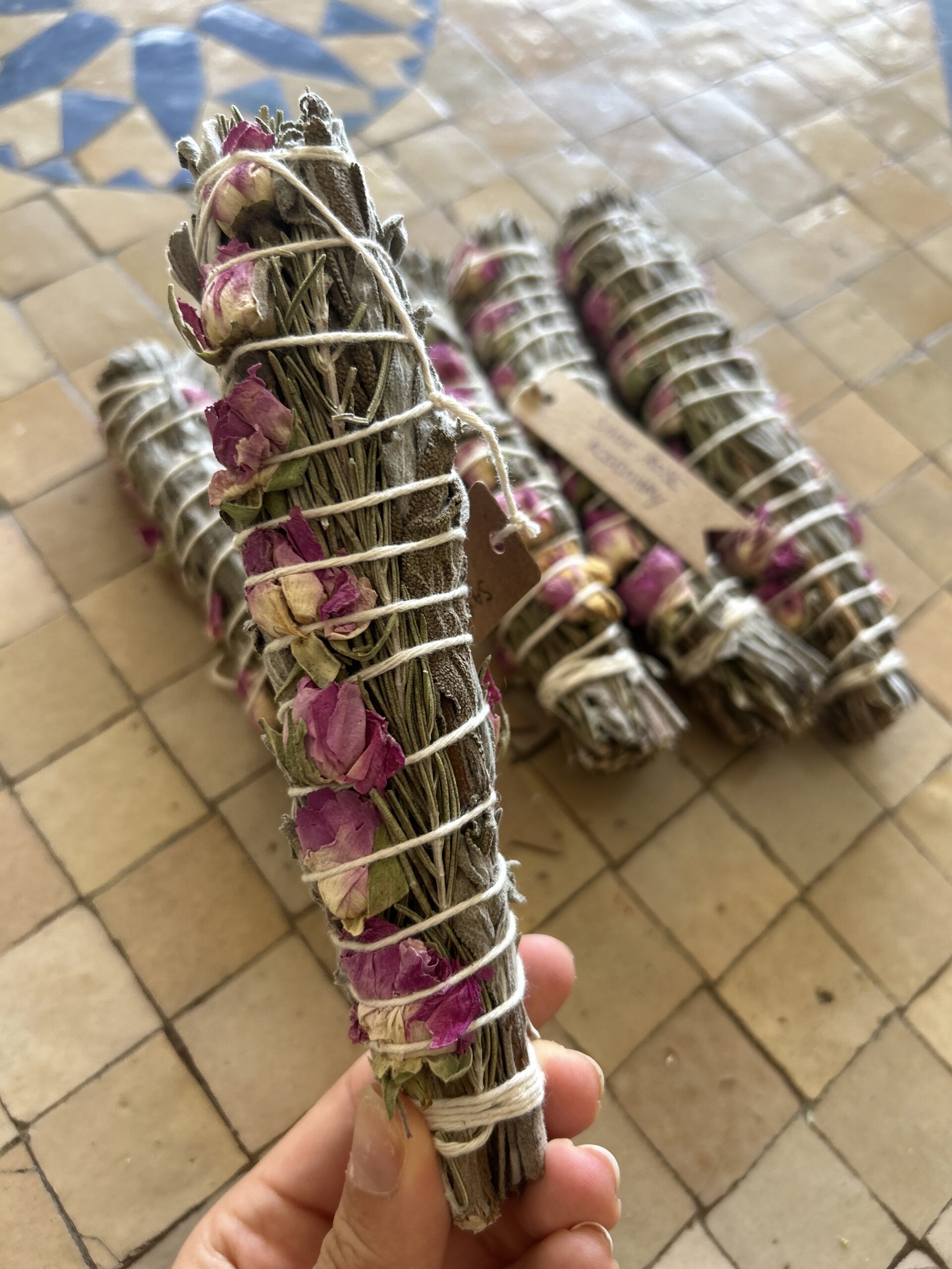 fagots de sauge & plantes sacrées fagots de sauge & plantes sacrées