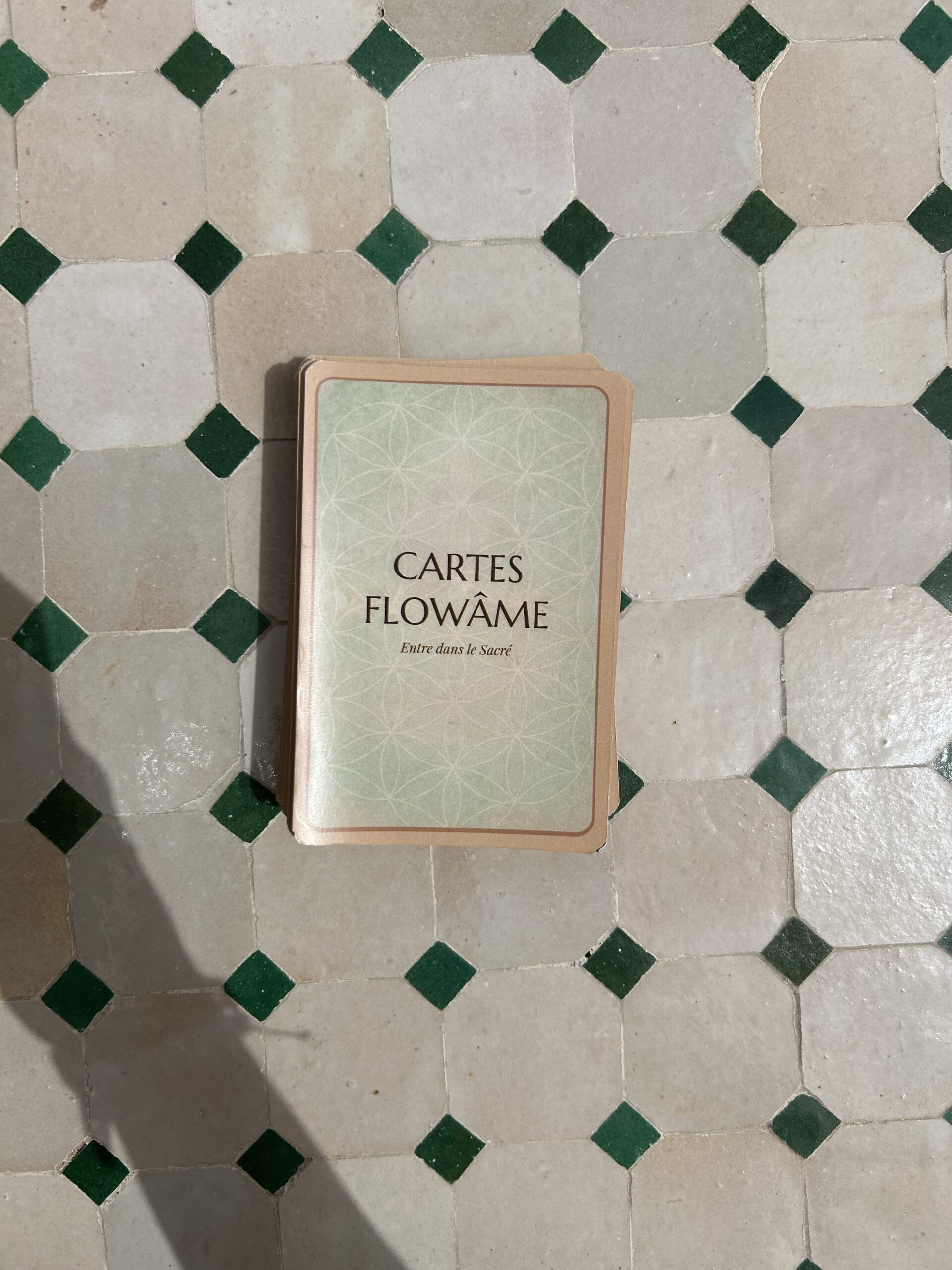 oracle flowÂme 50 cartes d’introspection et de guidance oracle flowÂme 50 cartes d’introspection et de guidance